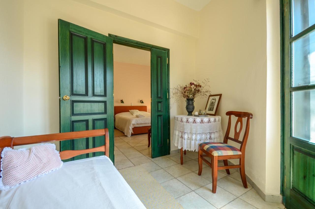 Apollon Hotel Naxos City Exteriör bild